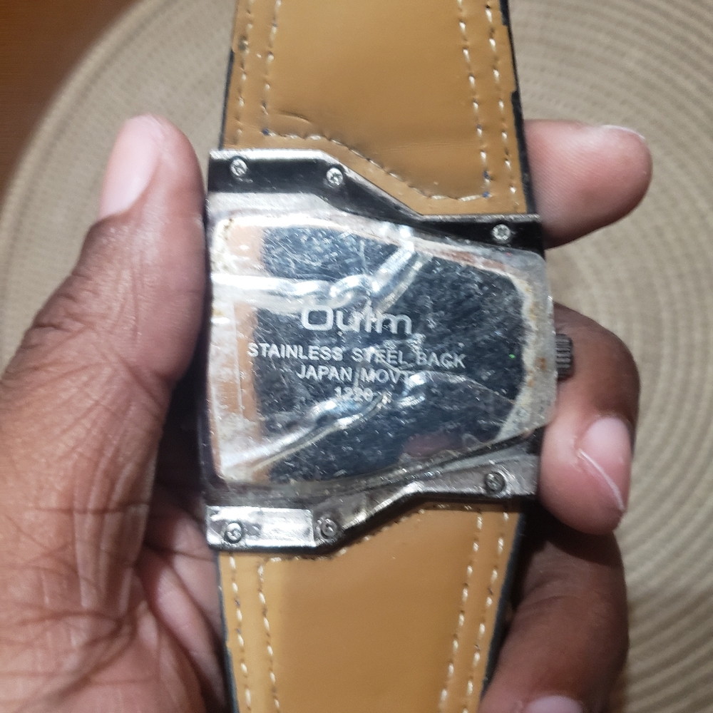 Wrist Watch - Picture 2 of 3